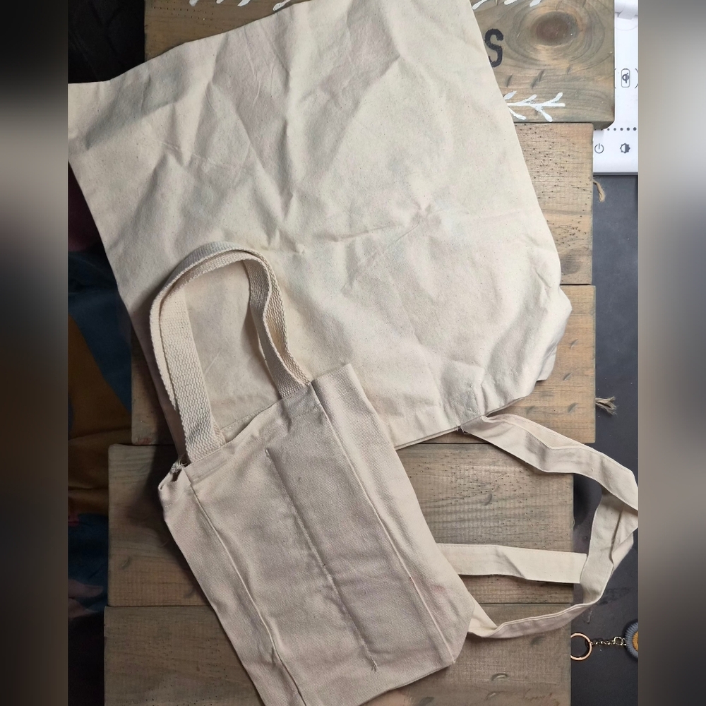 Canvas Tote Set - Picture 2 of 3